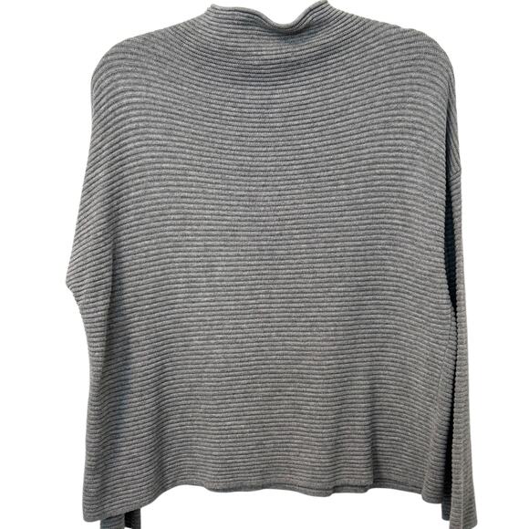 H&M Basic Textured Mock Turtleneck Sweater - Picture 2 of 9